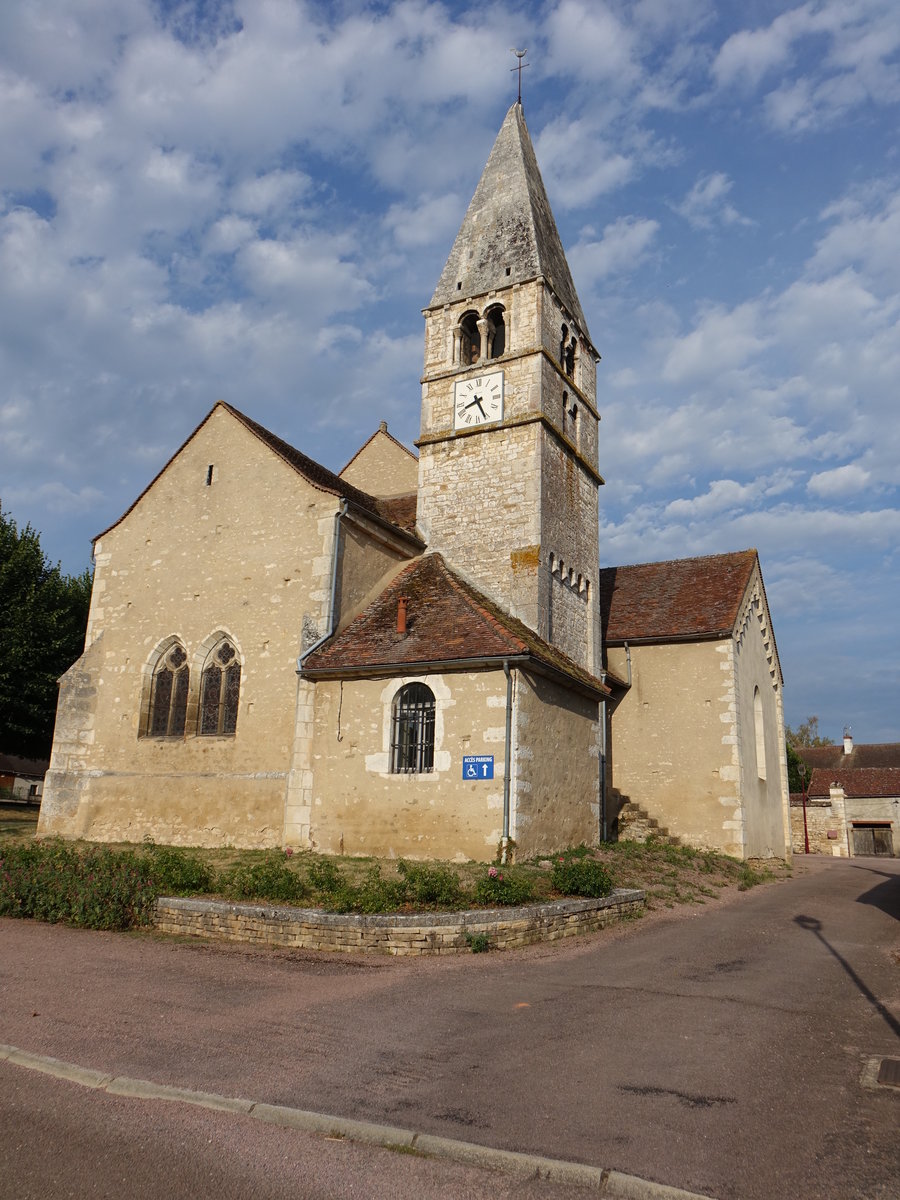 St. Boil, Pfarrkirche Saint-Baudile, erbaut im 15. Jahrhundert (01.08.2018)