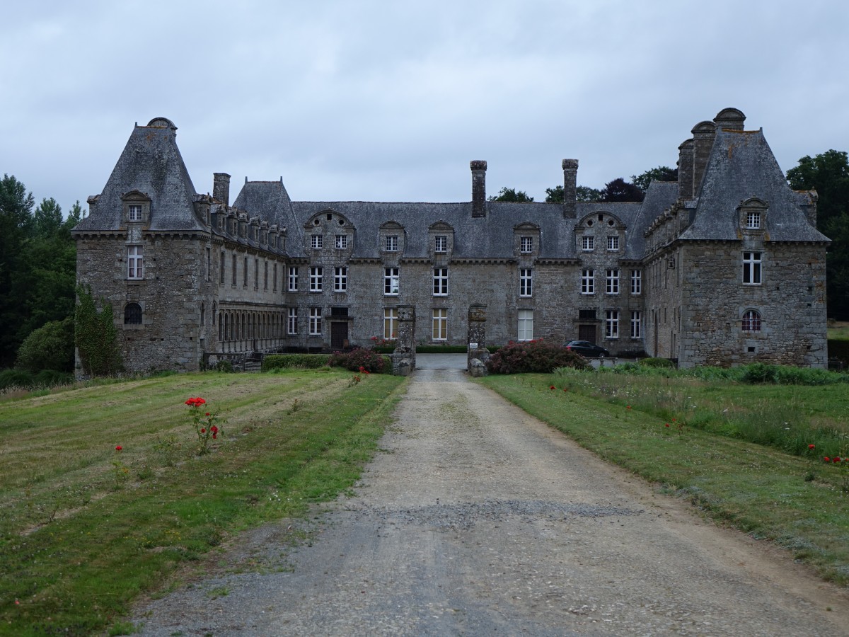 St. Brice en Cogles, Chateau du Rocher-Portail, Wohnsitz mit Rundbogengalerie (13.07.2015)