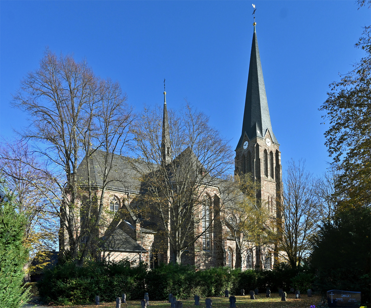 St. Cyriakuskirche in Niederau bei Dren - 31.10.2020