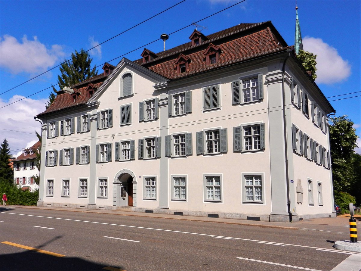 St. Gallen, Rorschacherstrasse 107. Ehemaliges btisches Amts- und Schtzenhaus - 30.07.2013