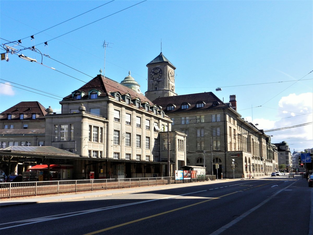 St. Gallen, St. Leonhardstrasse. Nebenbahnhof und Hauptpost, Westansicht - 30.07.2013