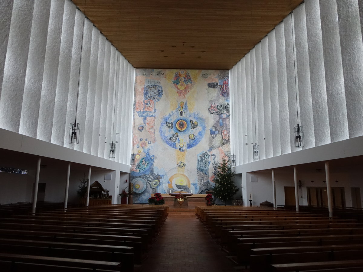 St. Georgen, kath. Pfarrkirche St. Georg, erbaut von 1960 bis 1961  nach Plnen von Oberbaurat Max Schtzle (01.01.2019)