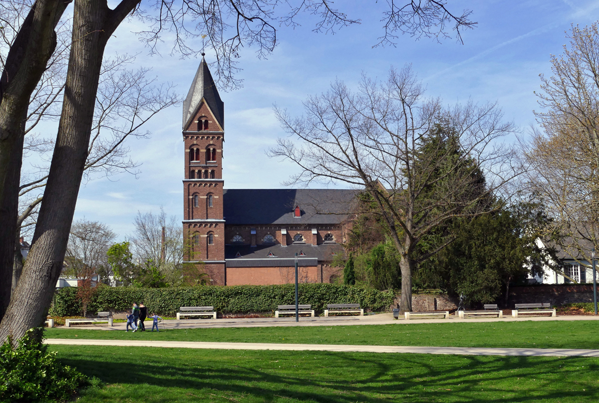 St. Germanus-Kirche in Wesseling am Rhein - 31.03.2017