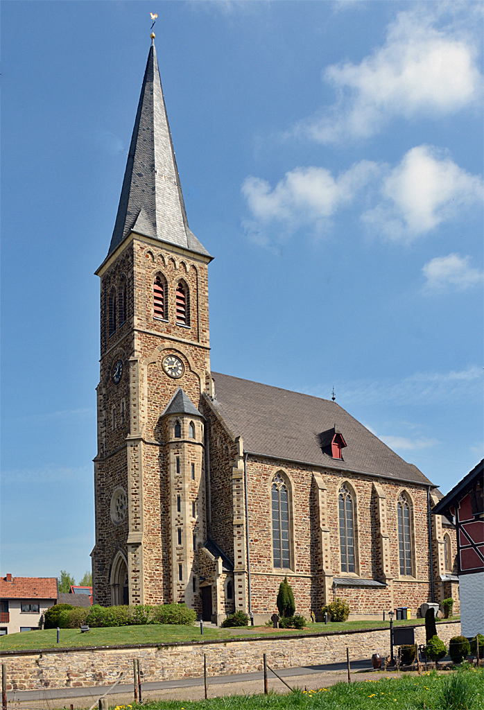 St. Martin-Kirche in Grafschaft-Holzweiler - 12.04.2014