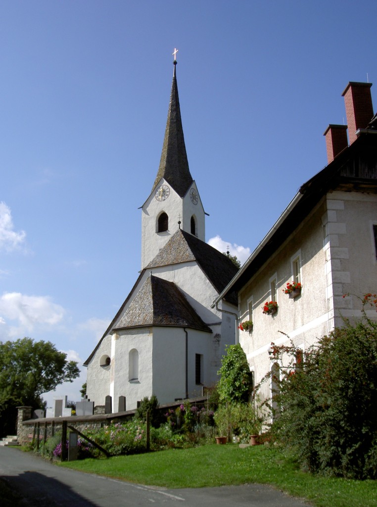 St. Michael am Zollfeld, gotische Pfarrkirche St. Michael, erbaut ab 1162, barock 
umgestaltet 1739 (02.10.2013)