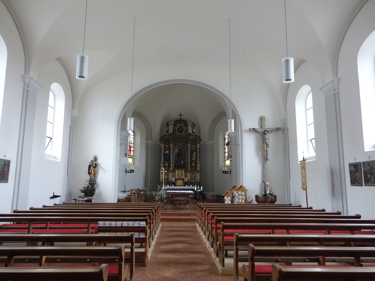 St. Oswald, Innenraum mit Hochaltar in der Klosterkirche St. Oswald (05.11.2017)
