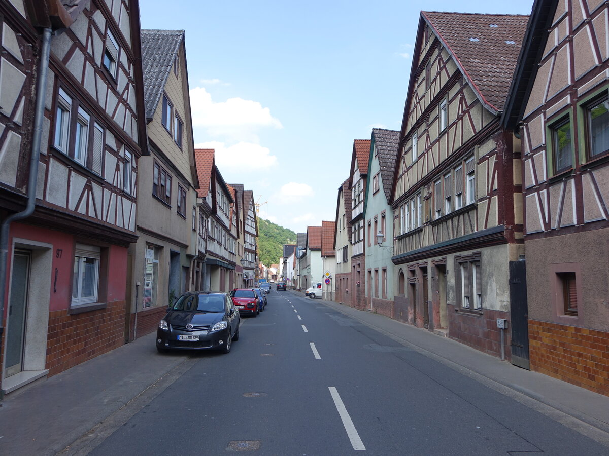 Stadtprozelten, Fachwerkhuser an der Hauptstrae (12.05.2018)