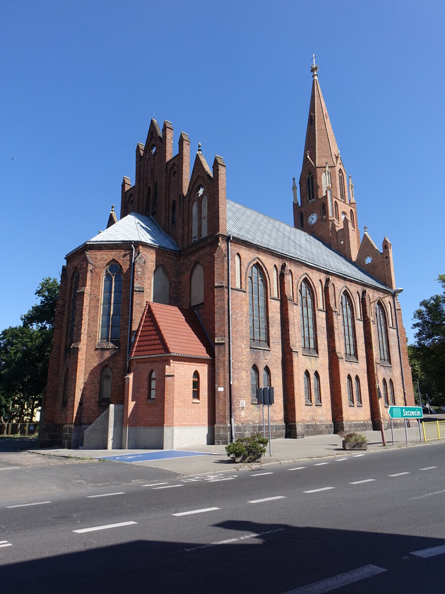 Stargard Szczecinski / Stargard, neugotische Hl. Geist Kirche, erbaut von 1874 bis 1877 (31.07.2021)