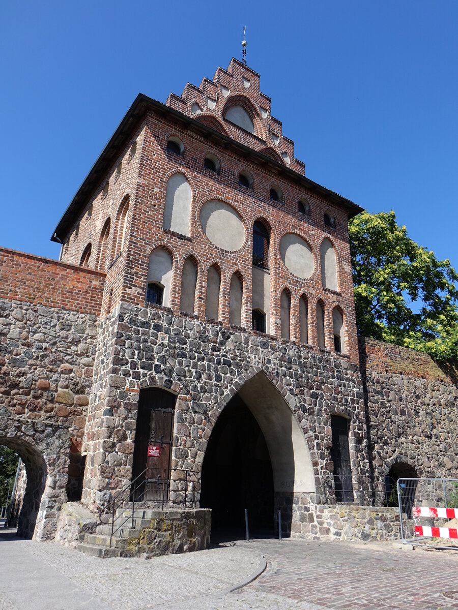 Stargard Szczecinski / Stargard, Pyritzer Tor, erbaut im 13. Jahrhundert (31.07.2021)