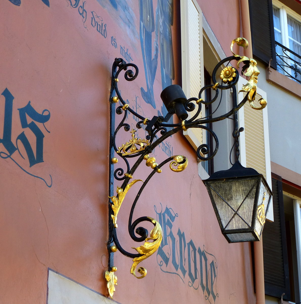 Staufen im Breisgau, Gasthaus  Krone , Nov.2015