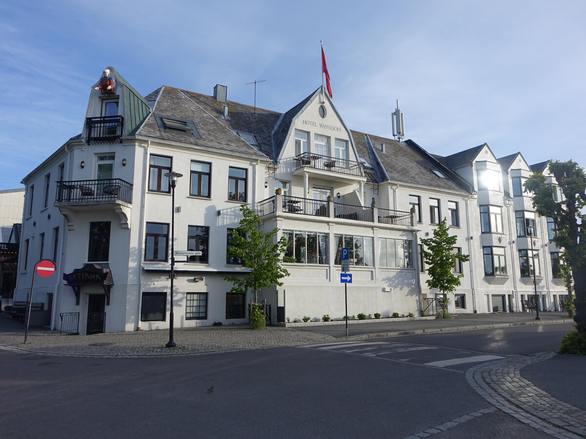 Stavern, Hotel Wassilioff in der Havnegaten Strae (29.05.2023)