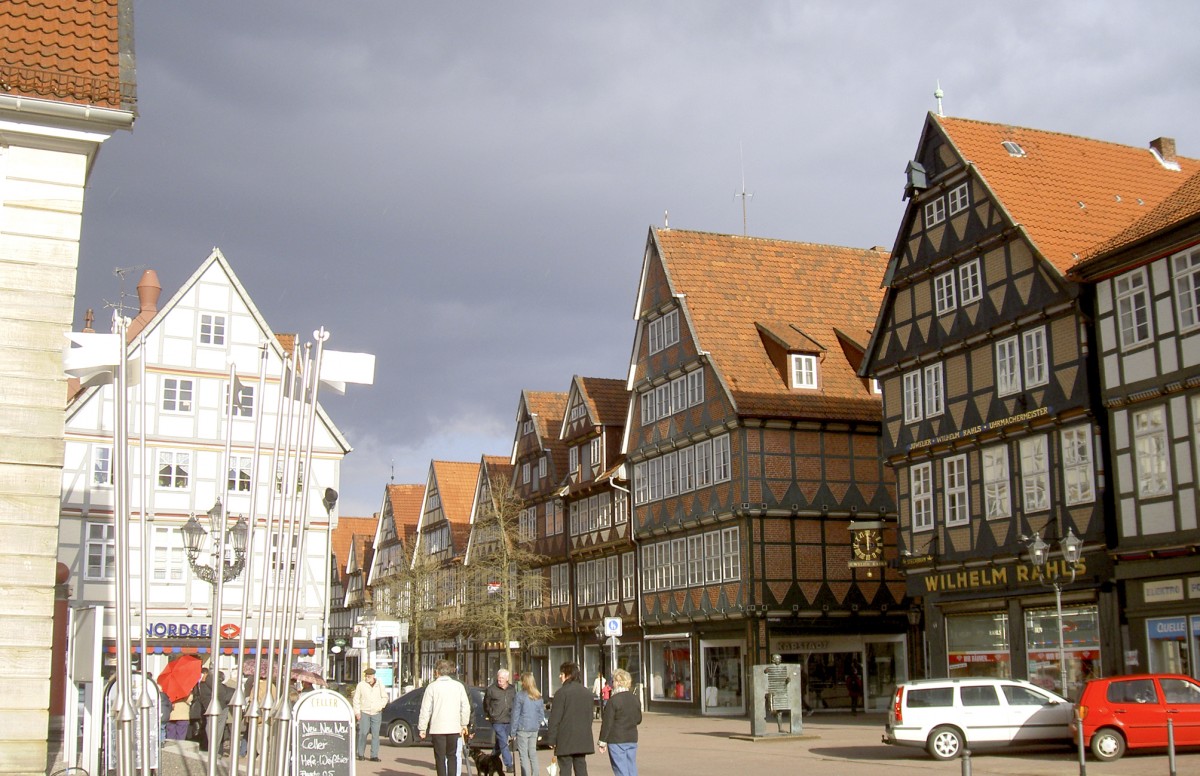 Stechbahn/Markt - Celle. Aufnahme: April 2006.