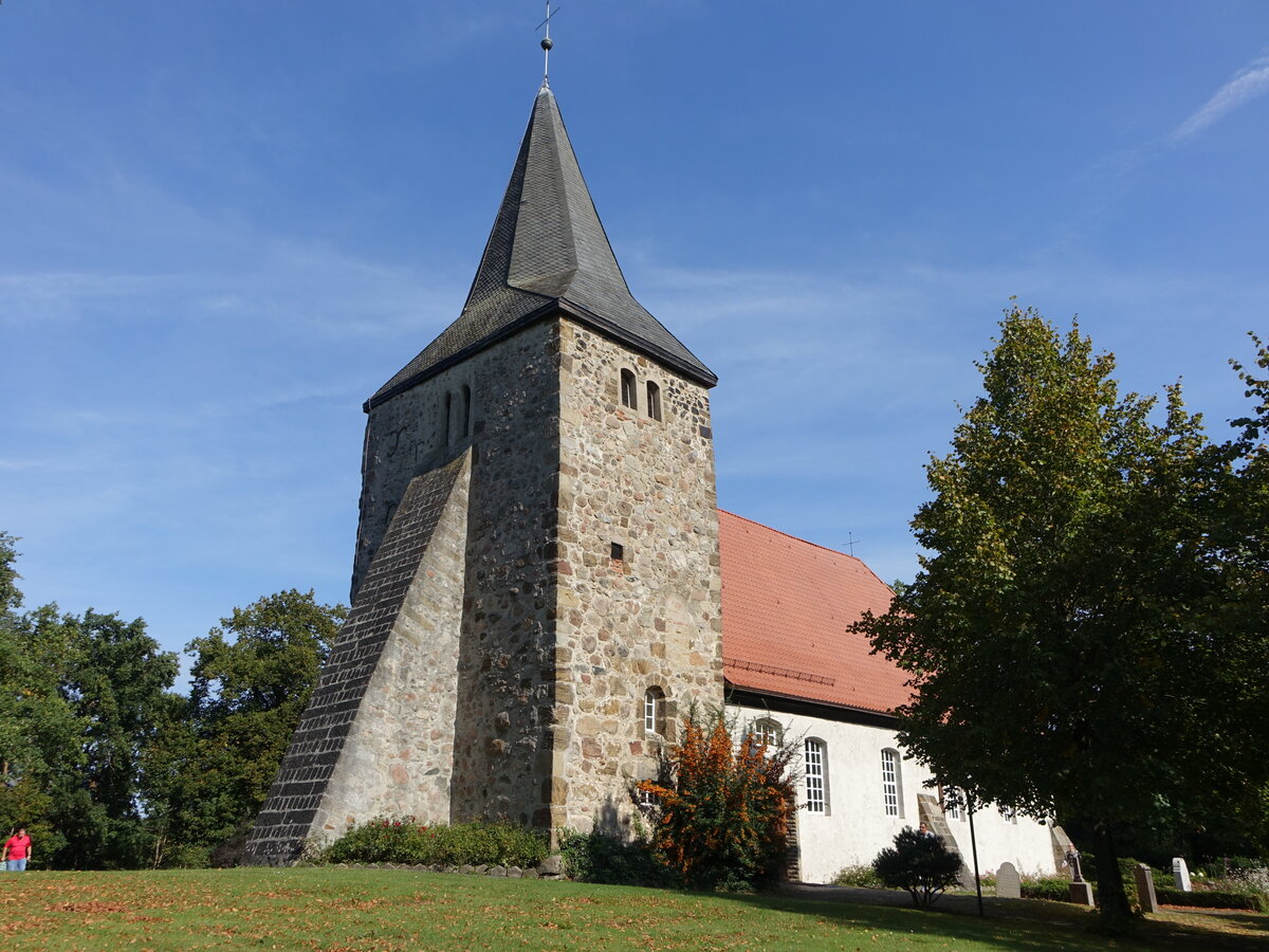 Steimbke, evangelische St. Dionysius Kirche, erbaut im 13. Jahrhundert (20.09.2025)