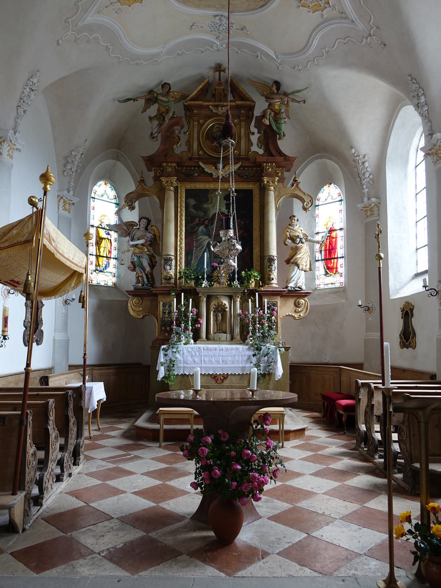 Steinkirchen, Hochaltar in der St. Peter Kirche (03.07.2016)