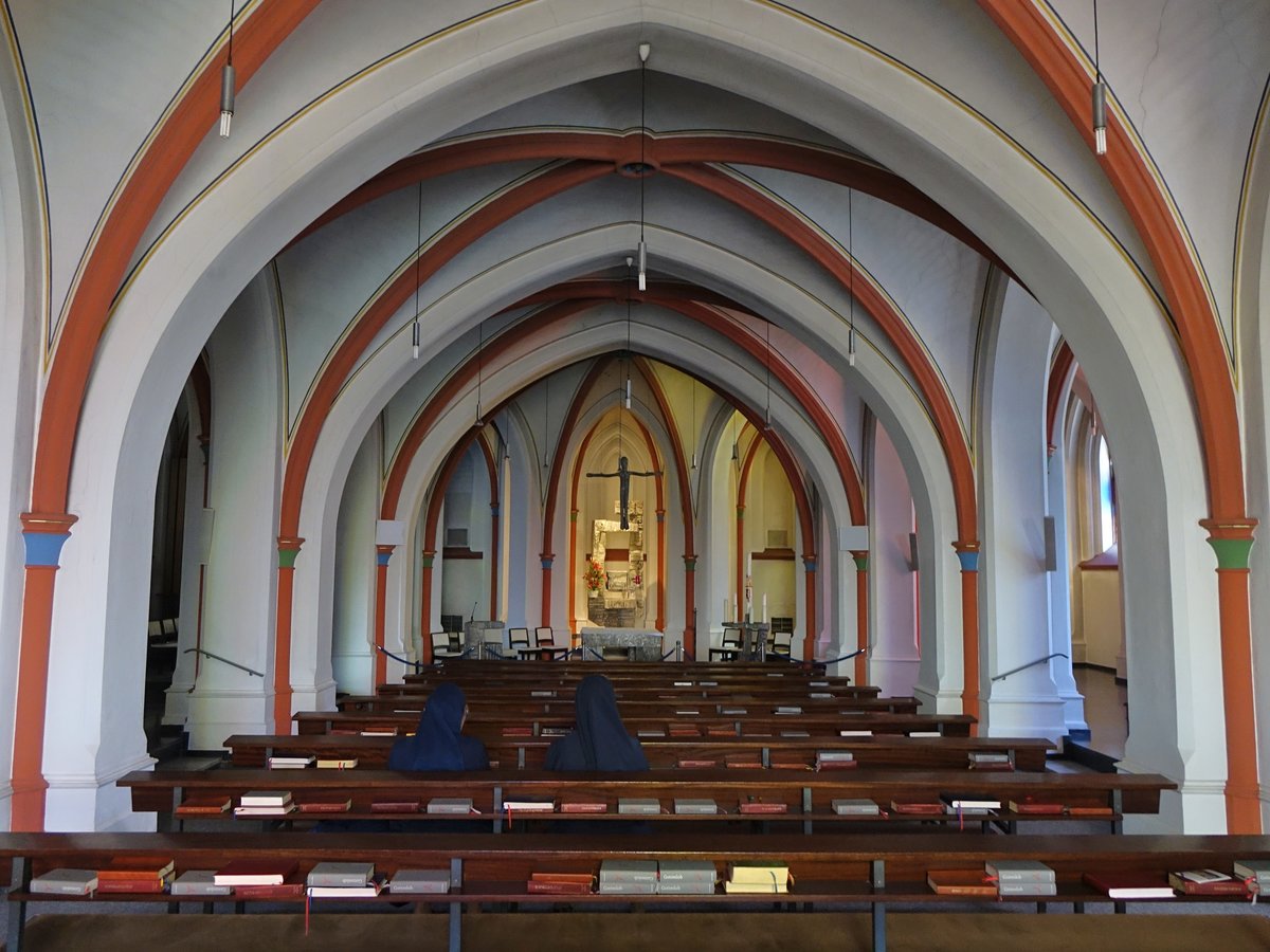 Steyl, Unterkirche der Missionskirche St. Michael, erbaut durch Will Horsten (05.05.2016)