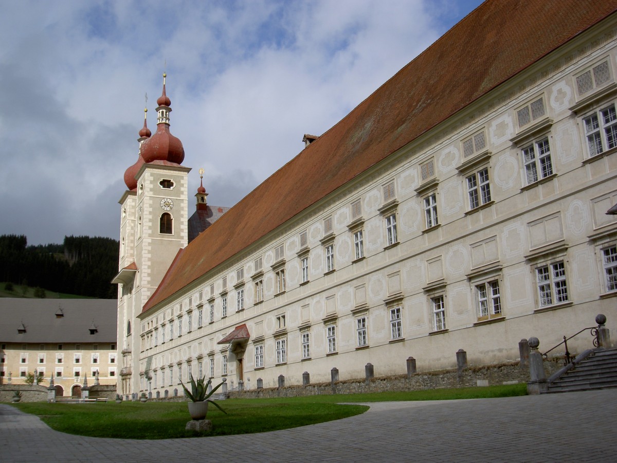 Stift St. Lambrecht, gotische Hallenkirche, erbaut bis 1421 unter Abt Heinrich Moyker (01.10.2013)