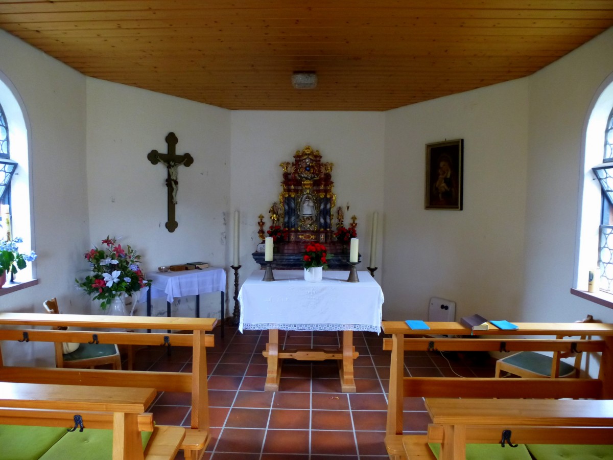 St.Mrgen, Blick in den Innenraum der Kapelle am Gasthaus  Sonne Neuhusle , Aug.2013
