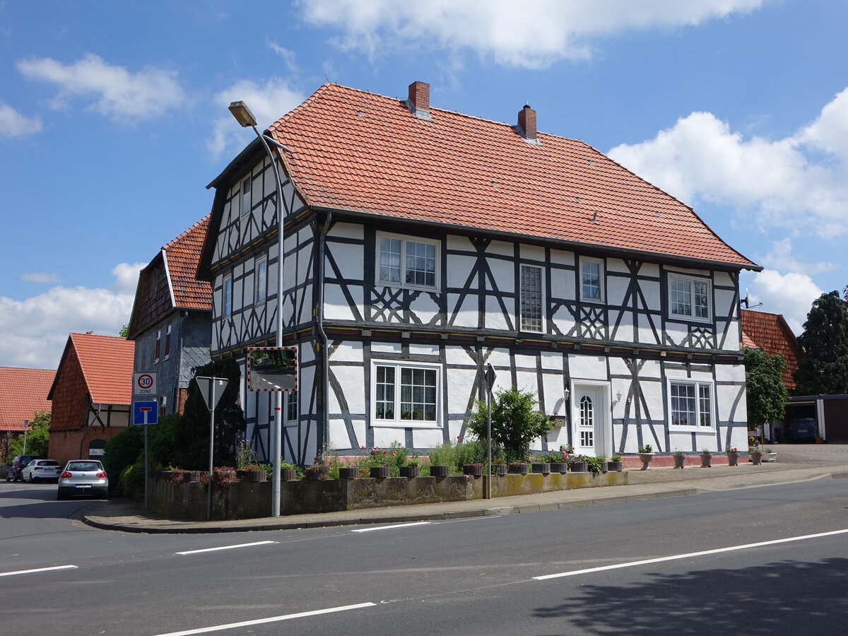 Stockhausen, Fachwerkhaus in der Gttinger Strae (02.06.2022)