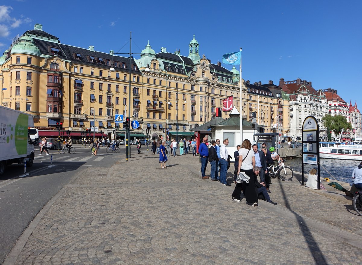 Stockholm, Gebäude am Nybroplan und Strandvägen (04.06.2018)