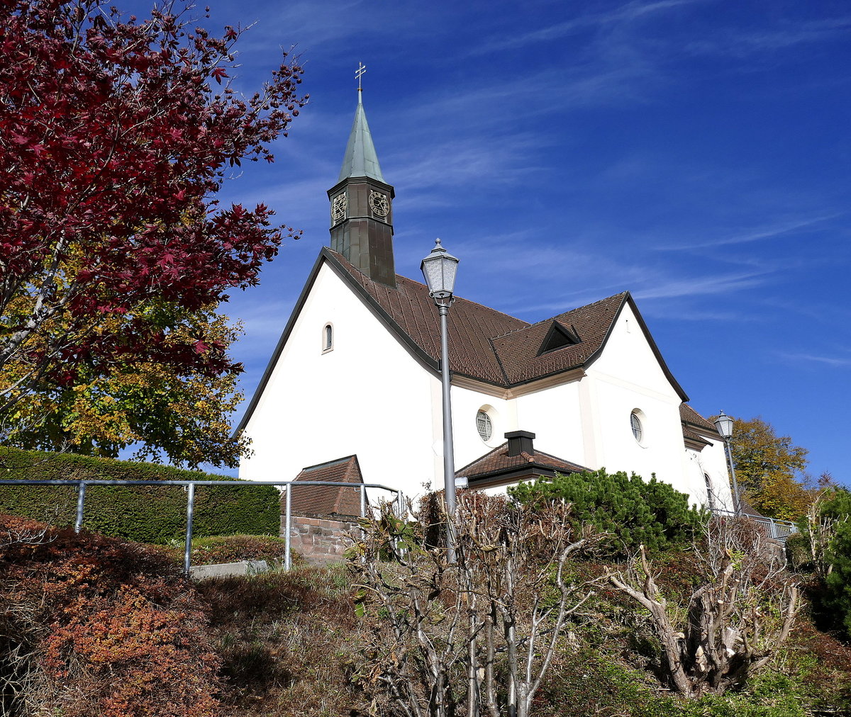 St.Peter im Schwarzwald, die Wallfahrtskapelle auf dem Lindenberg, die Wallfahrt hierher ist seit 1497 urkundlich belegt, Nov.2018