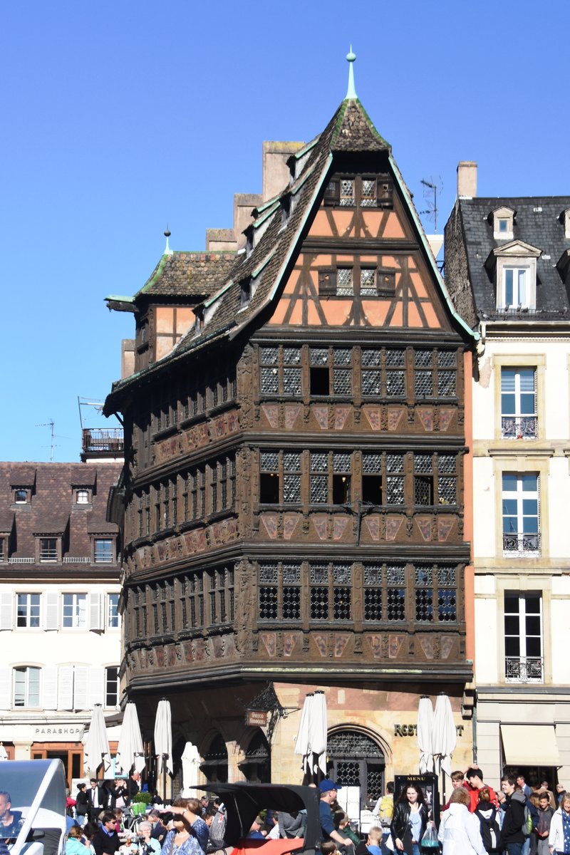 STRASBOURG (Dpartement du Bas-Rhin), 13.10.2017, das Kammerzellhaus am Mnsterplatz