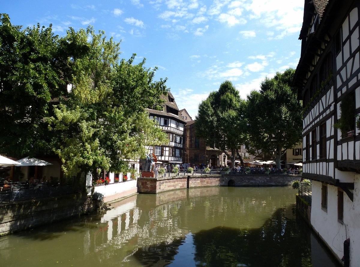 Straburg, an der Ill im Stadtteil Klein Frankreich (Petite France), Juli 2016