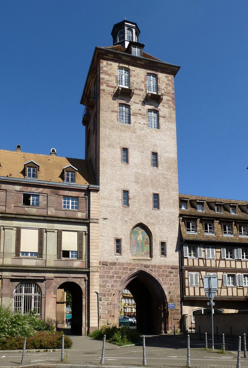 Straburg, der Hospitalturm (1200-1250), stadteinwrts gesehen, Juli 2016