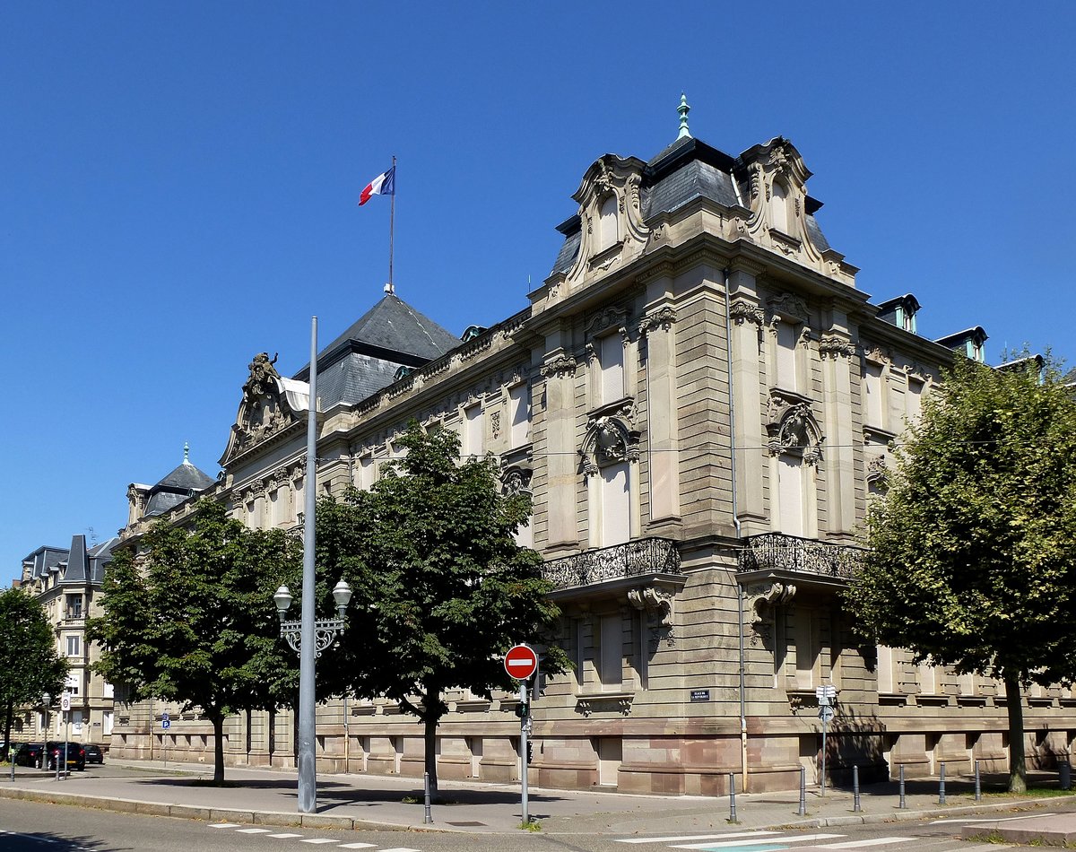 Straburg, Sitz der Finanzbehrde am Platz der Republik, 1902 erbaut, Architekt war Ludwig Levy, Aug.2016