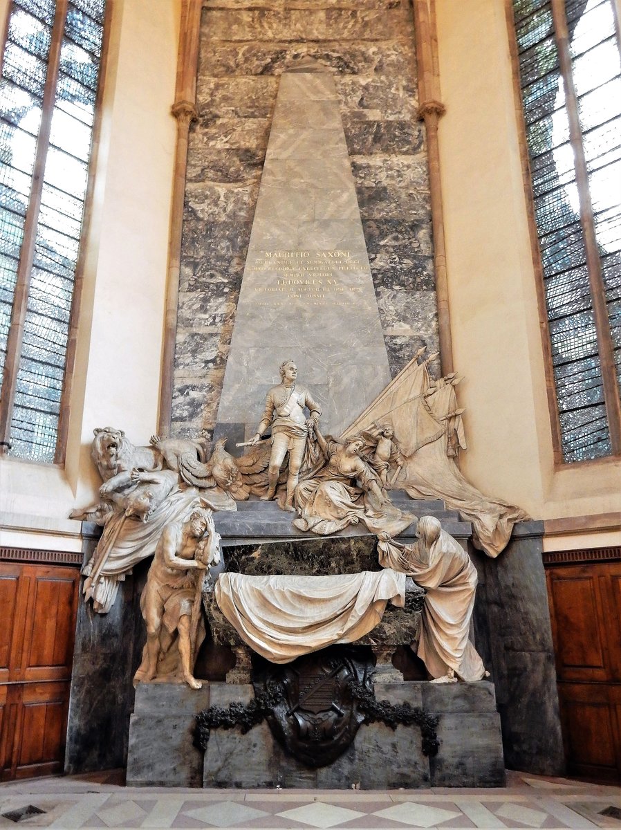 Straburg, Thomaskirche. Imposante Grabdenkmal des Marschalls Hermann Moritz von Sachsen - 11.05.2017