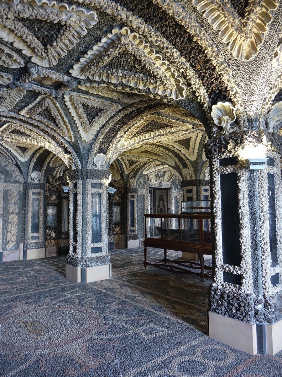 Stresa, dritte Grotte im Palazzo Borromeo, erbaut im 17. Jahrhundert (05.10.2019)