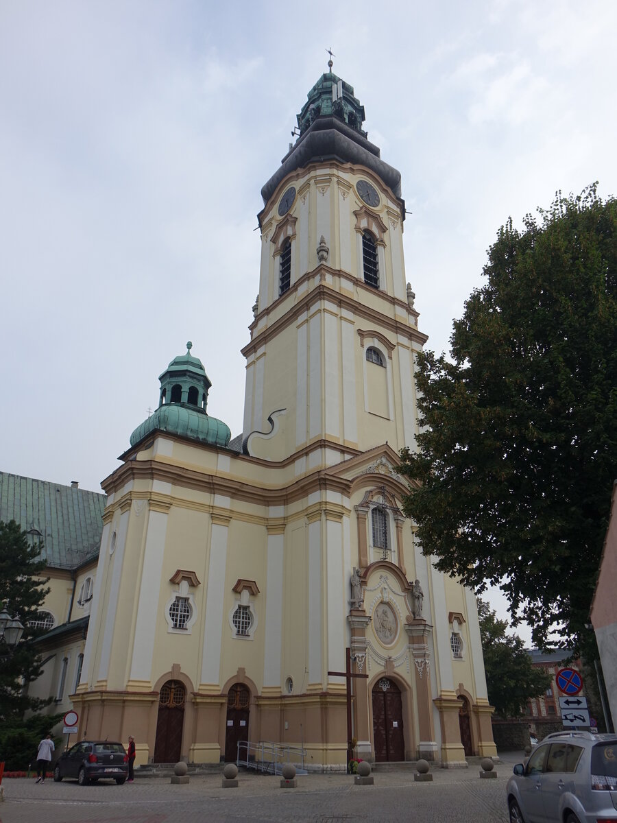 Strzelce Opolskie / Gro Strehlitz, neubarocke Pfarrkirche St. Laurentius, erbaut von 1904 bis 1907 (13.09.2021)