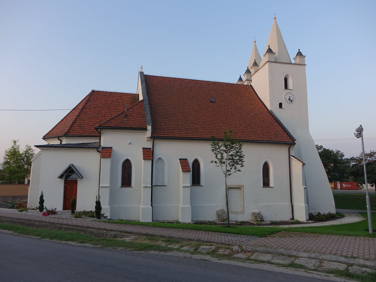 Stvrtok na Ostrove / Loipersdorf, romanische St. Jakob Kirche, erbaut im 13. Jahrhundert (29.08.2019)