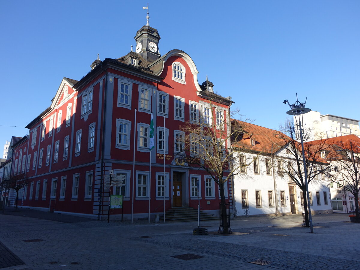 Suhl, neubarockes Rathaus am Markt, erbaut 1910 (27.02.2022)