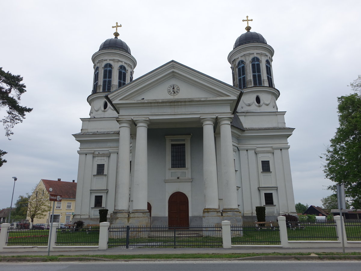 Suhopolje, St. Theresia Kirche, erbaut 1807 durch Graf Jankovic (03.05.2017)