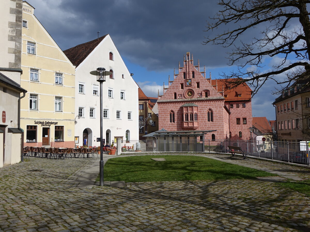 Sulzbach-Rosenberg, gotisches Rathaus am Luitpoldplatz (05.04.2015)