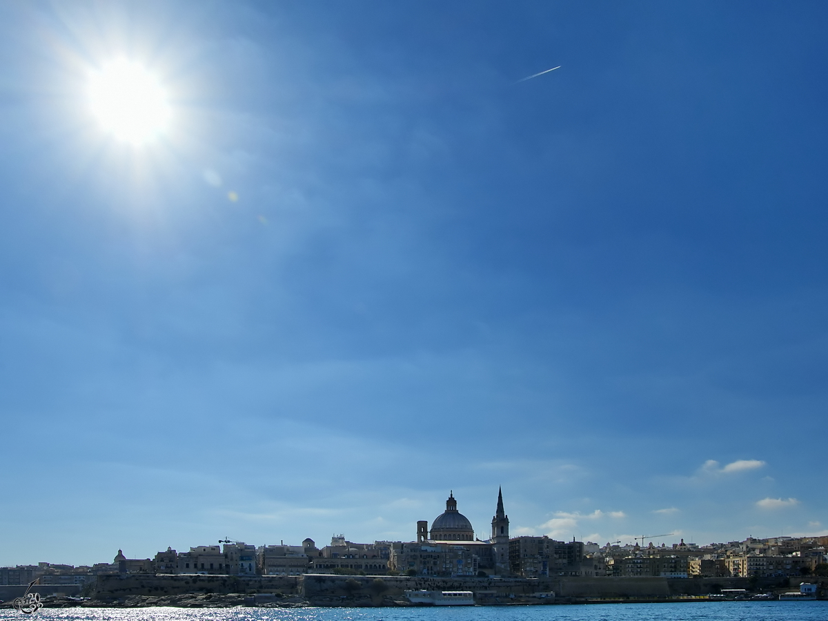 Sun always shines on... Valletta. (Oktober 2017)