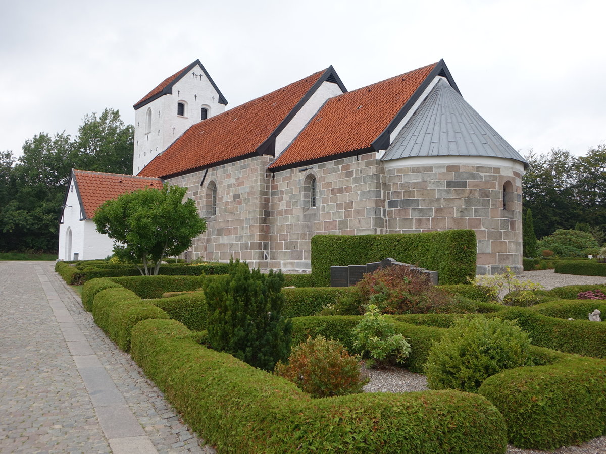 Svenstrup, mittelalterliche evangelische Kirche (22.09.2020)