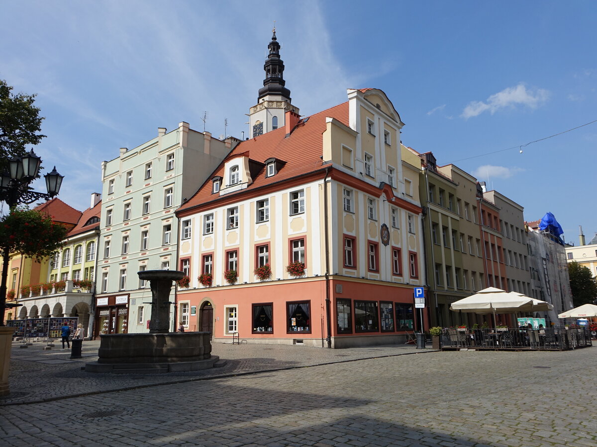 Swidnica / Schweidnitz, Gebude am Rynek Platz (11.09.2021)