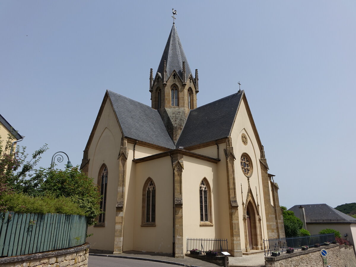 Syren, kath. Pfarrkirche Saint Laurent, erbaut von 1846 bis 1849 (18.06.2022)