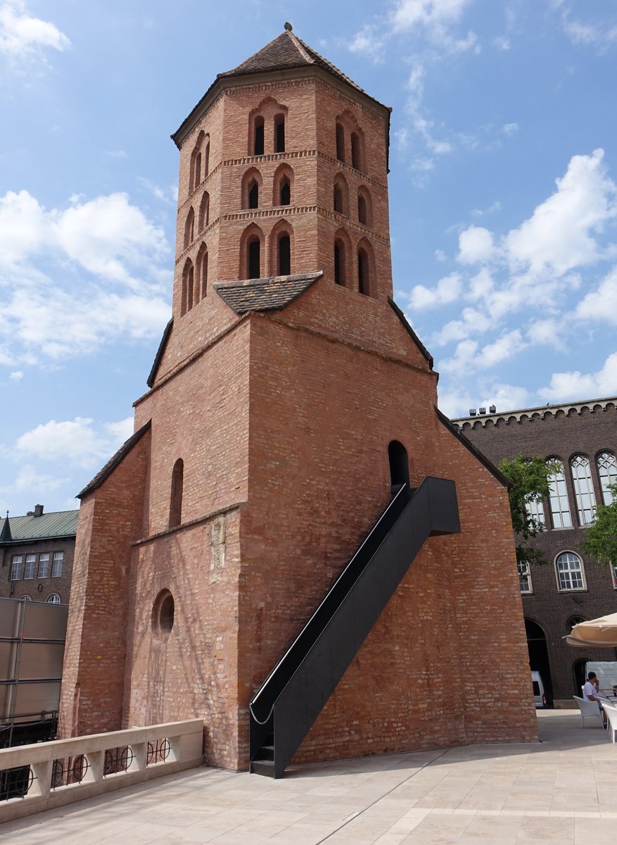 Szeged, Demetriusturm / Dömötör Torony, erbaut im 11. Jahrhundert (24.08.2019)