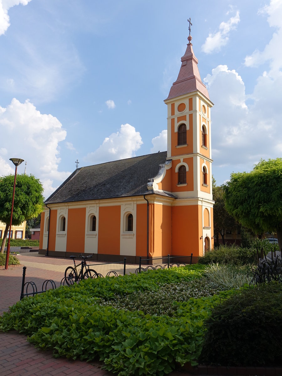 Szentes, Pfarrkirche St. Miklos in der Kossuth Lajos Utca (24.08.2019)