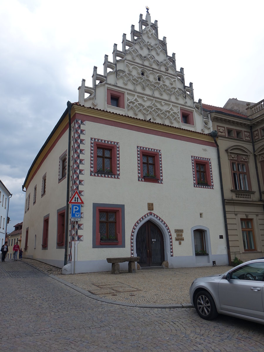 Tabor, historisches Rathaus am Zizkovo Namesti, erbaut von 1515 bis 1516 (27.05.2019)