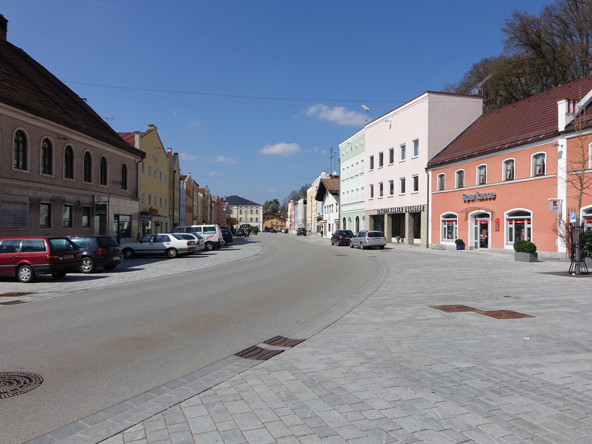 Tann, historische Gebude am Marktplatz (09.04.2017)