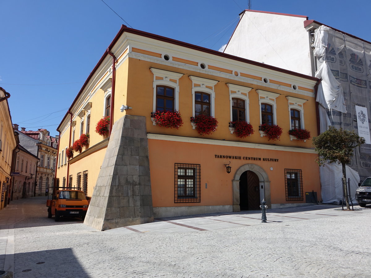 Tarnow, Gebude des Kulturzentrums am Rynek Platz (03.09.2020)