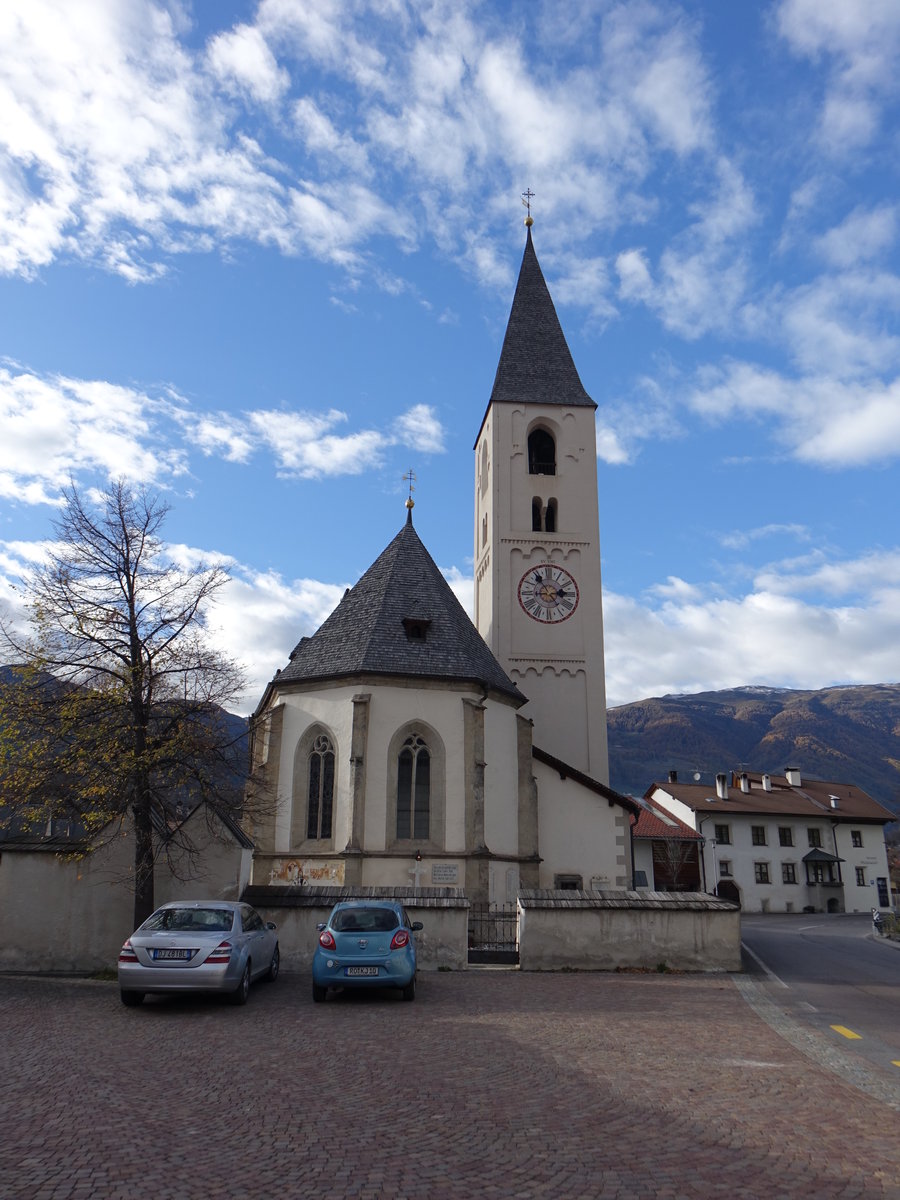 Tartsch/Tarces, gotische Pfarrkirche St. Andreas, erbaut bis 1503 (01.11.2017)