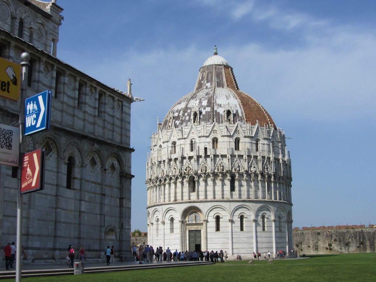 Taufkirche (Baptisterium) in Pisa, Foto am 21.5.2014
