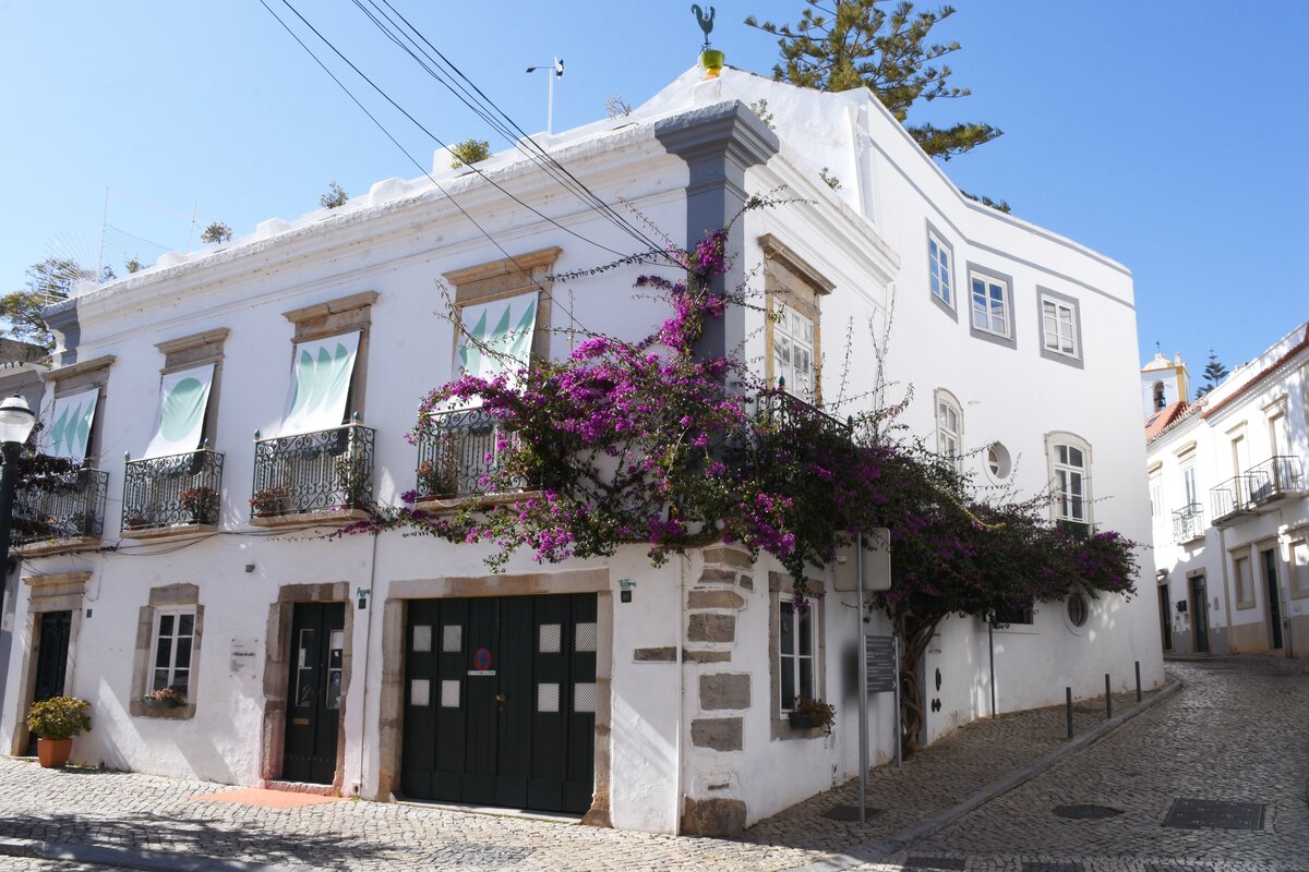 TAVIRA, 19.02.2022, Wohnhaus in der Avenida da Liberdade