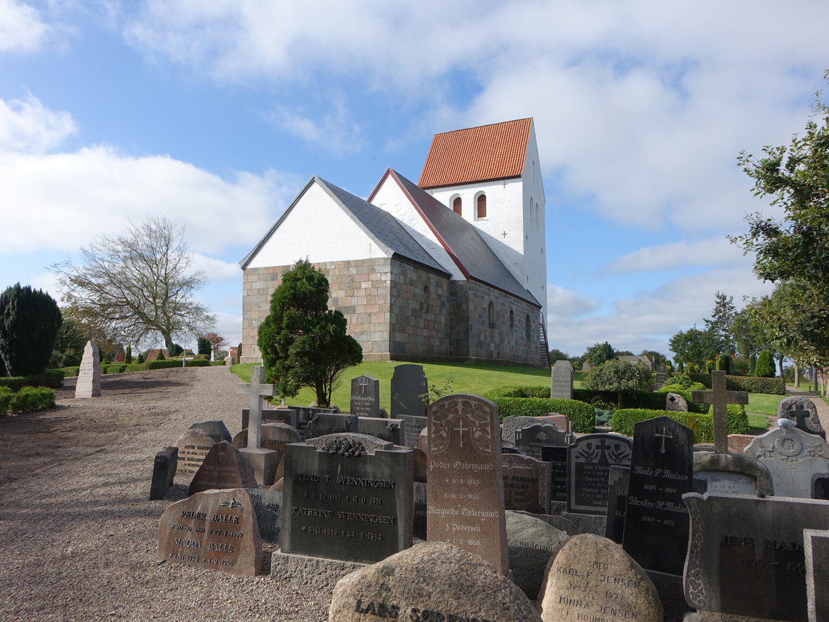 Tds, romanische Ev. Dorfkirche, Turm mittelalterlich (20.09.2020)