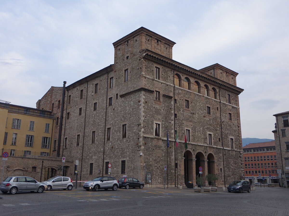 Terni, Rathaus im Palazzo Spada an der Piazza Europa (28.03.2022)