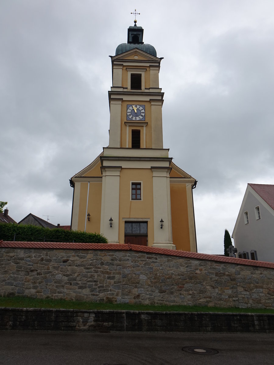 Teunz, kath. Pfarrkirche St. Lambert, Saalraum mit eingezogenem Chor, erbaut bis 1723 (04.06.2017)